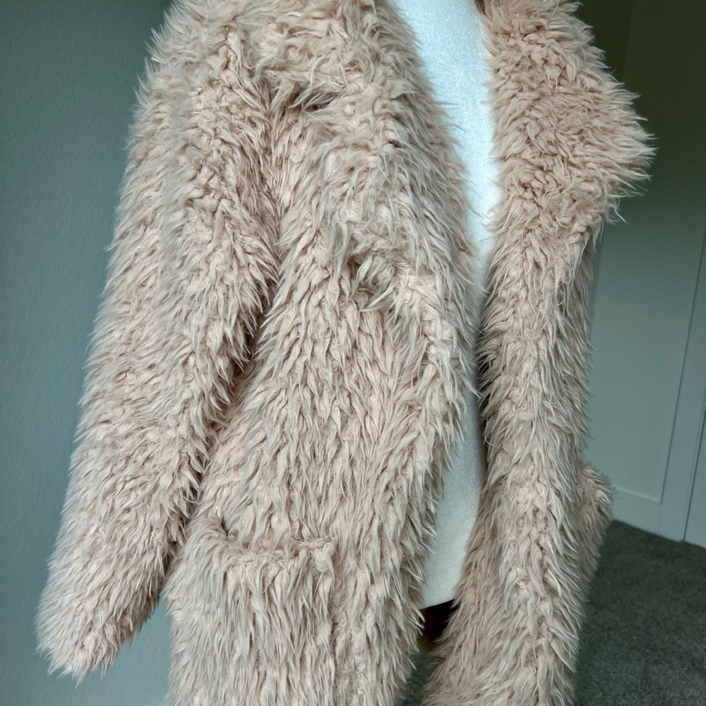 Shag coat - Picture 4 of 8